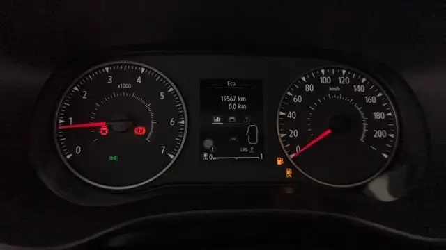Dacia Sandero view 4