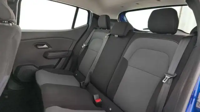 Dacia Sandero view 8