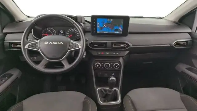 Dacia Sandero view 5