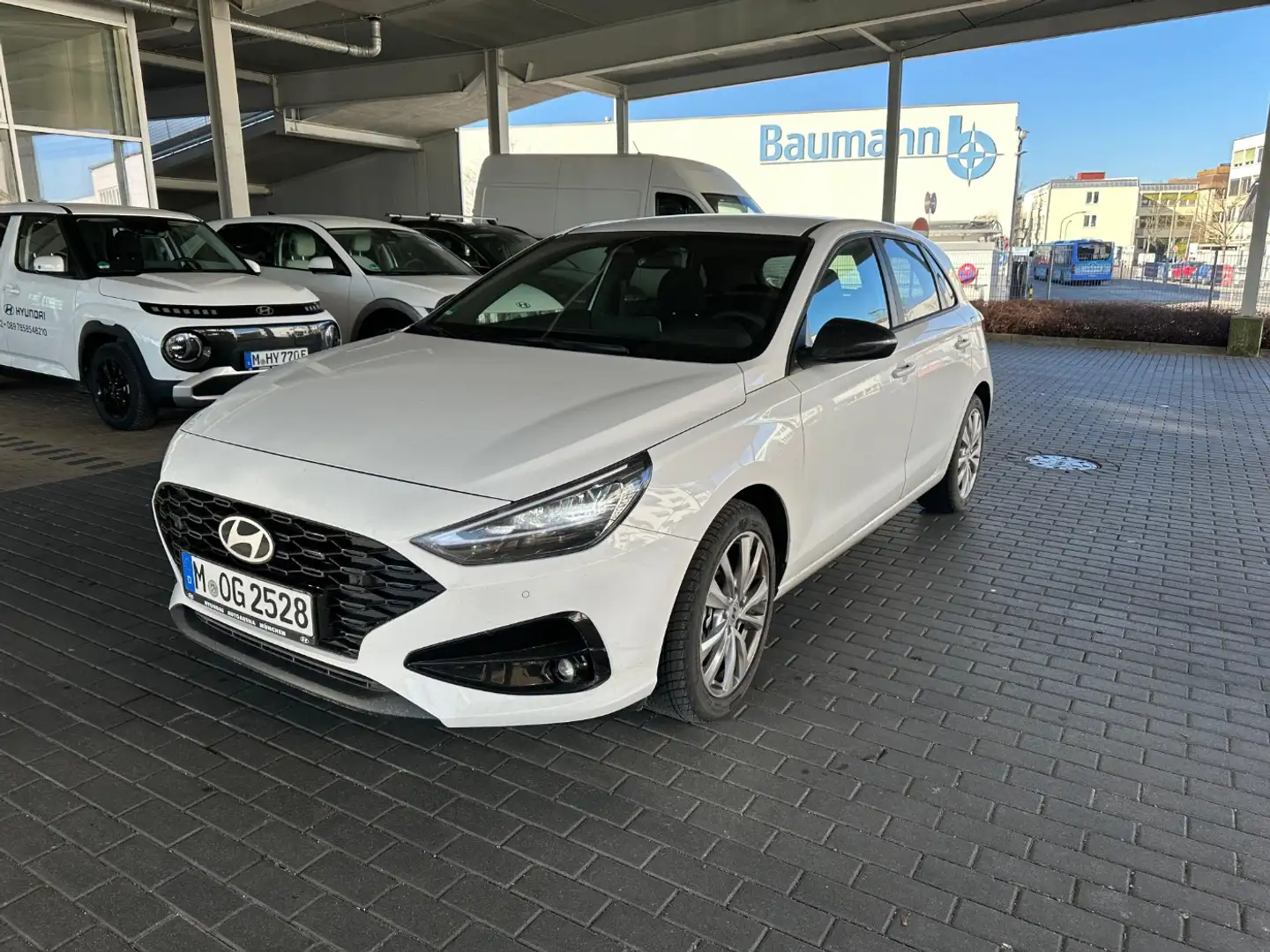 Hyundai i30 1.0 T-GDI Advantage FLA SpurH LM LED Navi Bianco - 2
