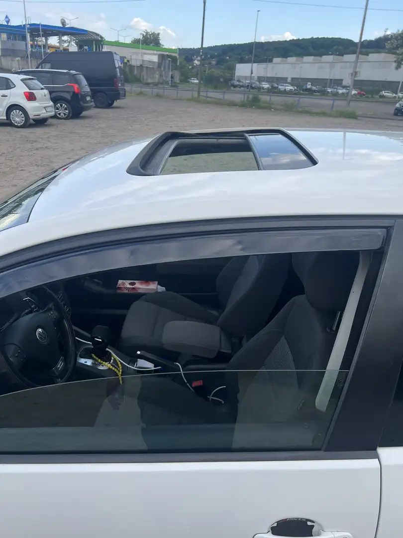 Volkswagen Golf 1.4 TSI DSG GT Sport - 2