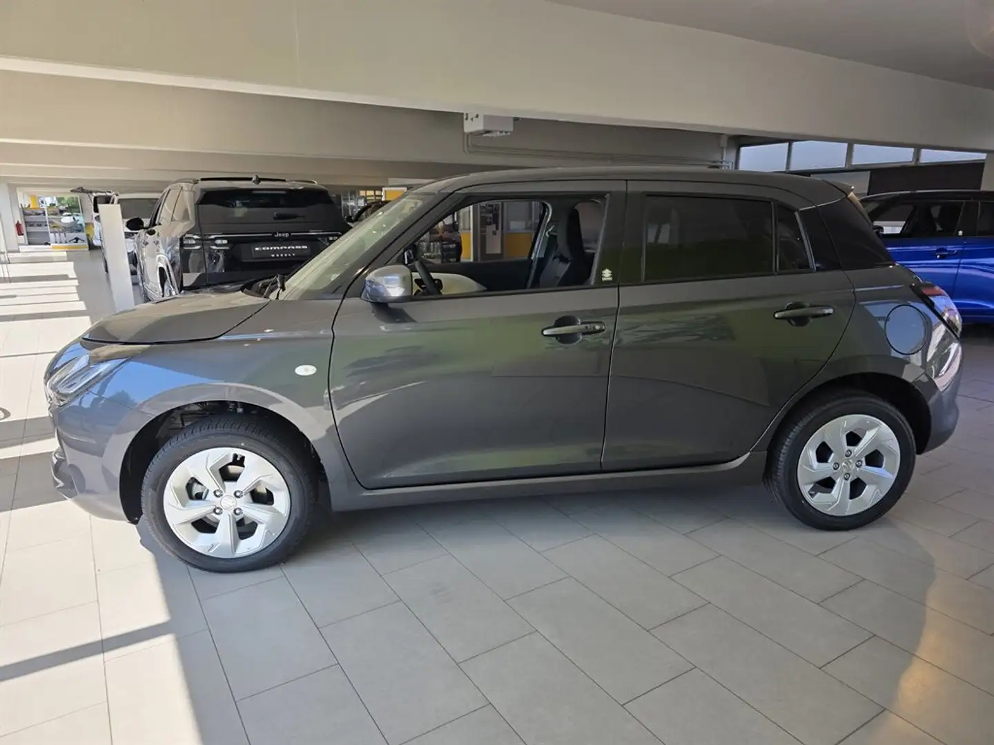 Suzuki Swift 1,2 Hybrid Allgrip Shine Grau - 2