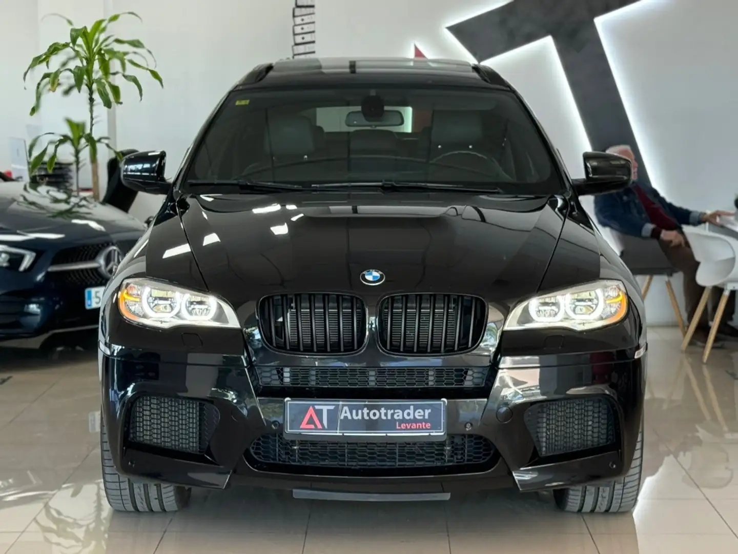 BMW X6 M A Noir - 2