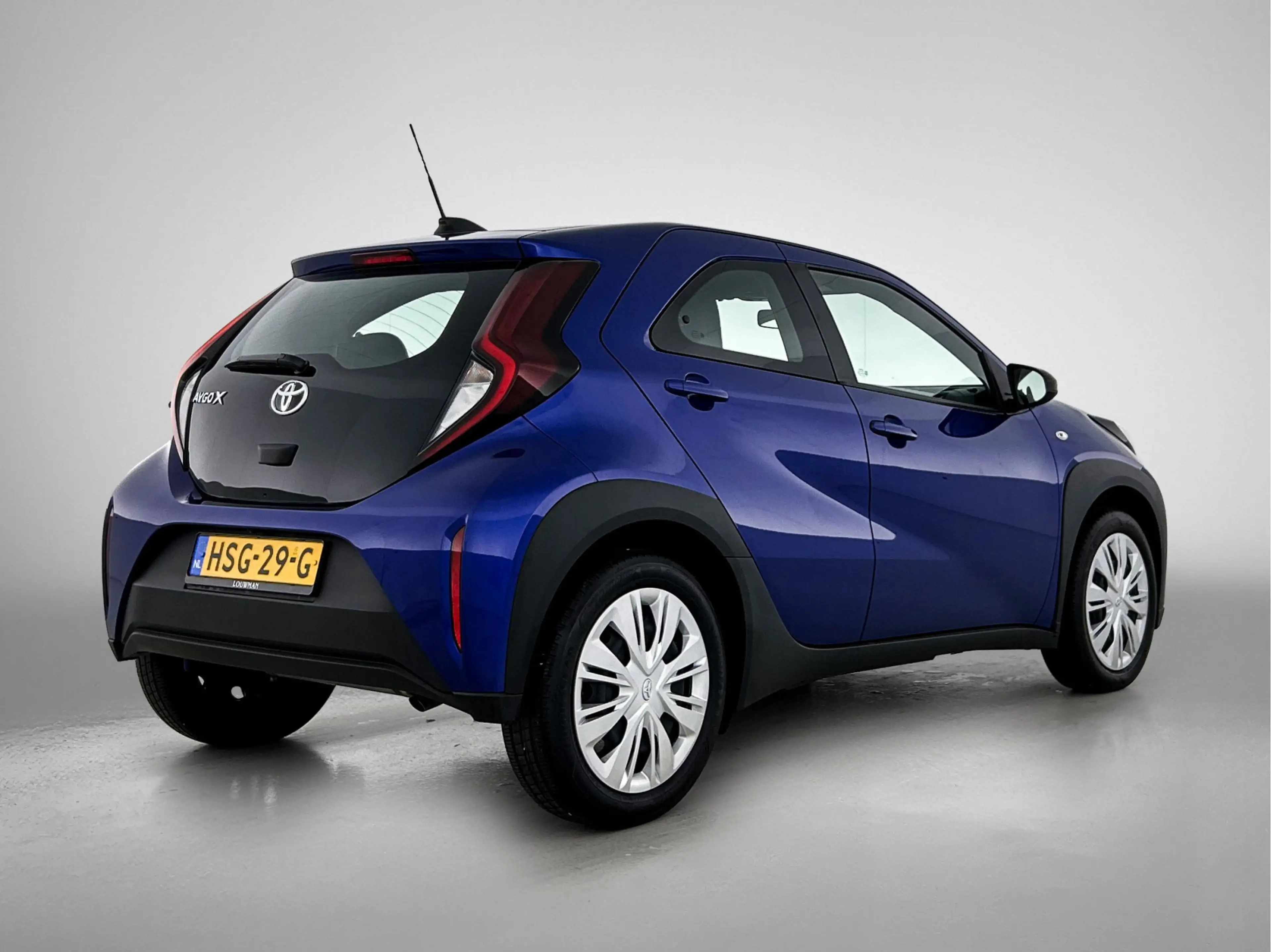 Toyota Aygo X 1.0 VVT-i MT Play | BTW voertuig | Dealer onderhou — photo 2