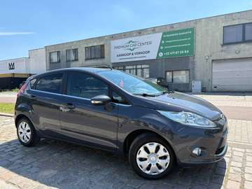 Fiesta 1.4i Champions Plus Edition
