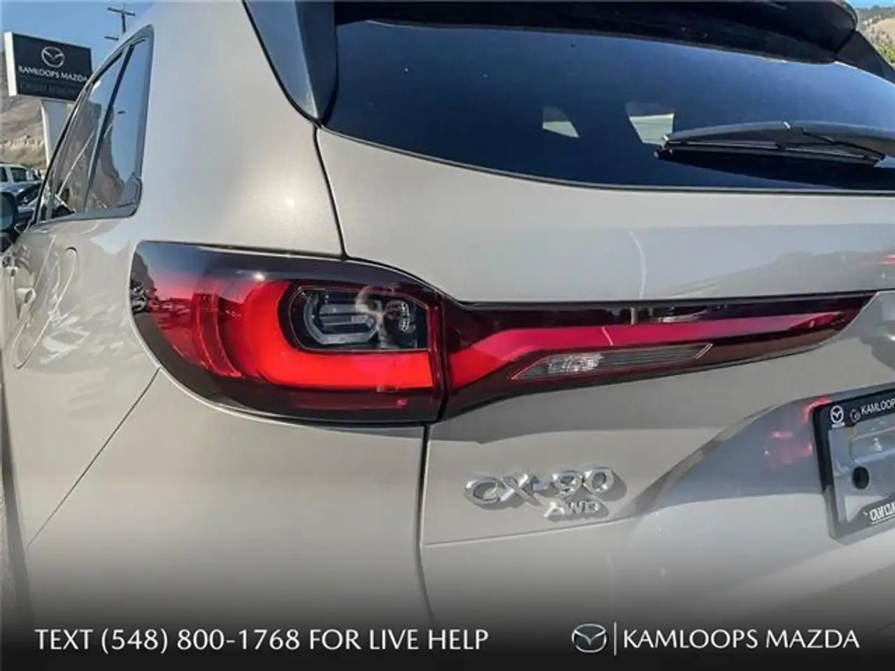 Mazda CX-90 PHEV снимка Mazda CX-90 PHEV