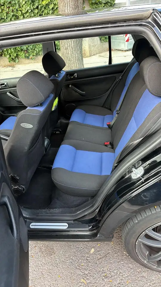 Volkswagen Golf 4 1,9TDI Highline, foto 12
