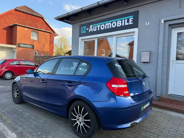 BMW 1 Series view 10