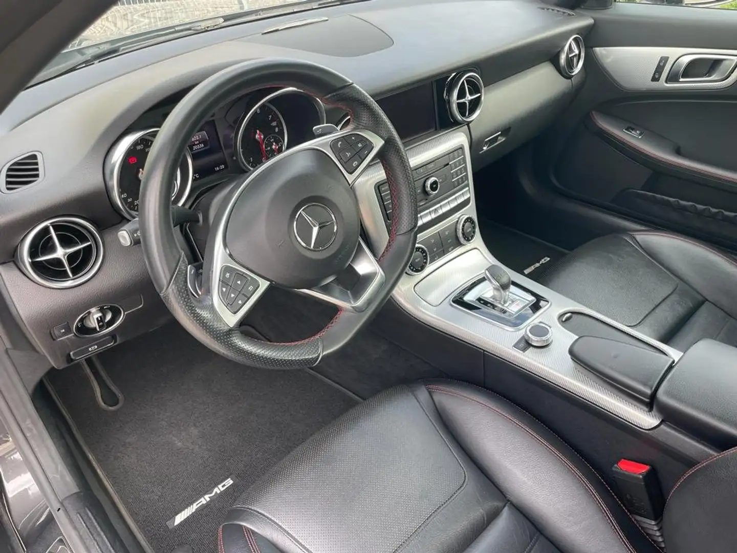 Mercedes-Benz SLC 300 SLC 9G-TRONIC - 2