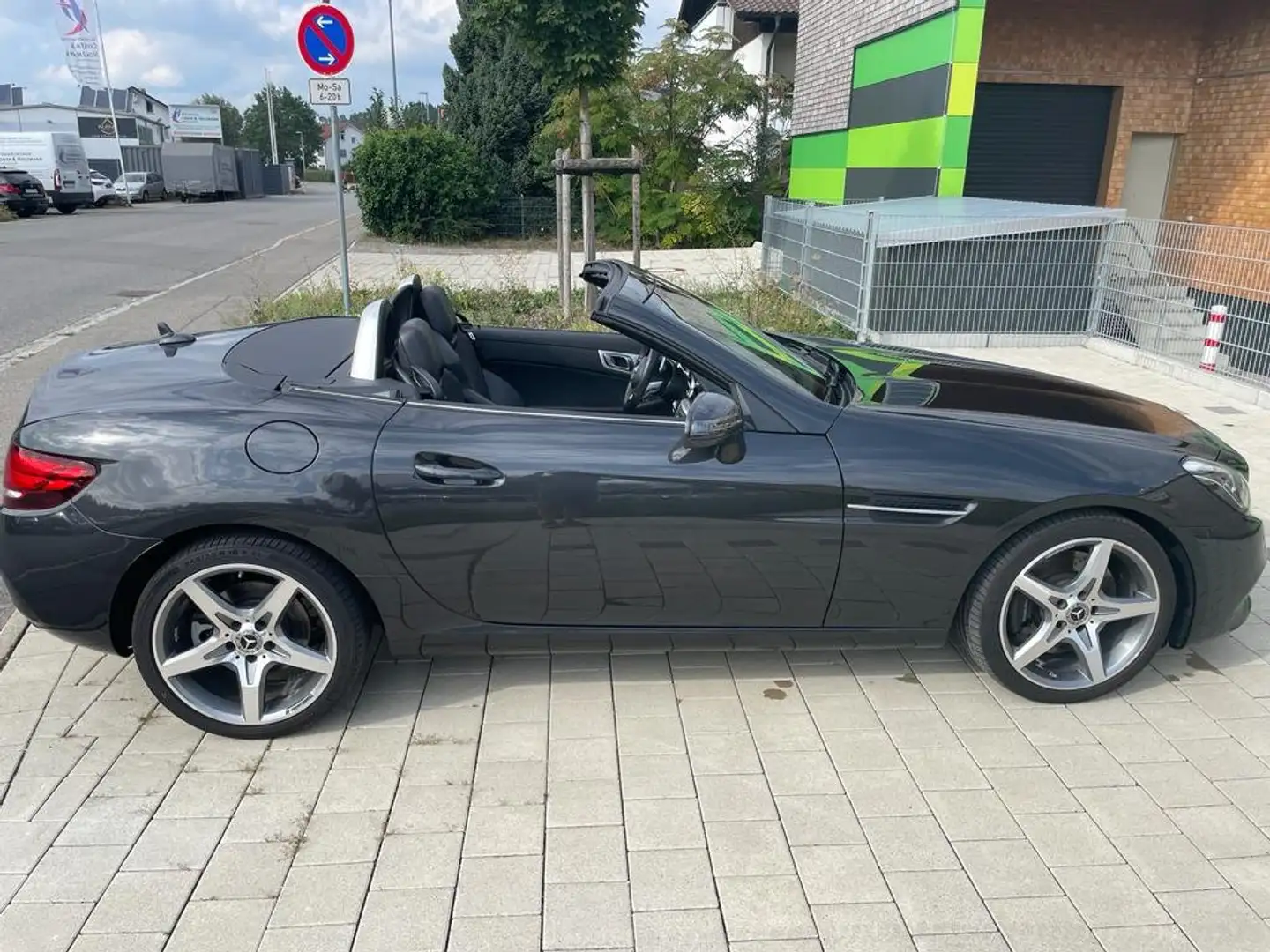 Mercedes-Benz SLC 300 SLC 9G-TRONIC - 1