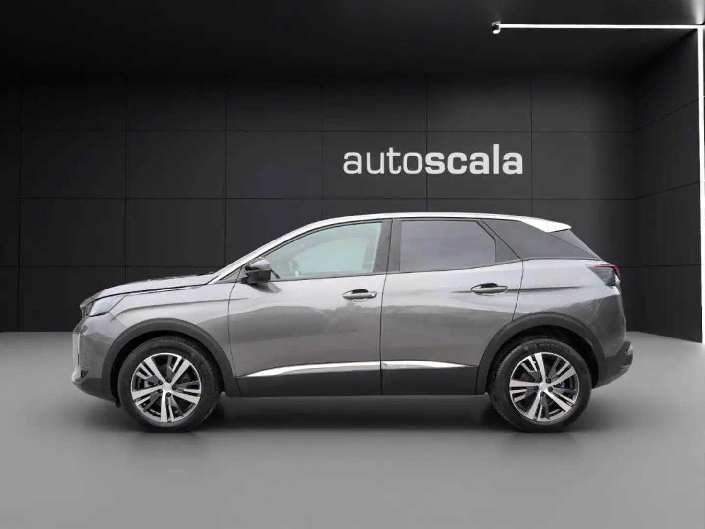 Peugeot 3008 PureTech Turbo 130 S&S Allure Pack Grau - 2