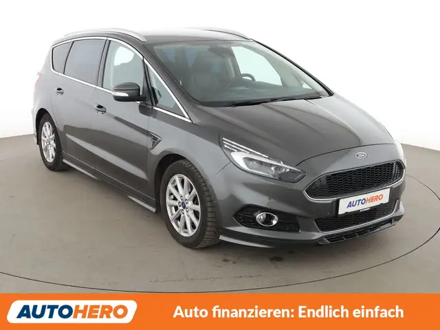 Ford S-Max view 8