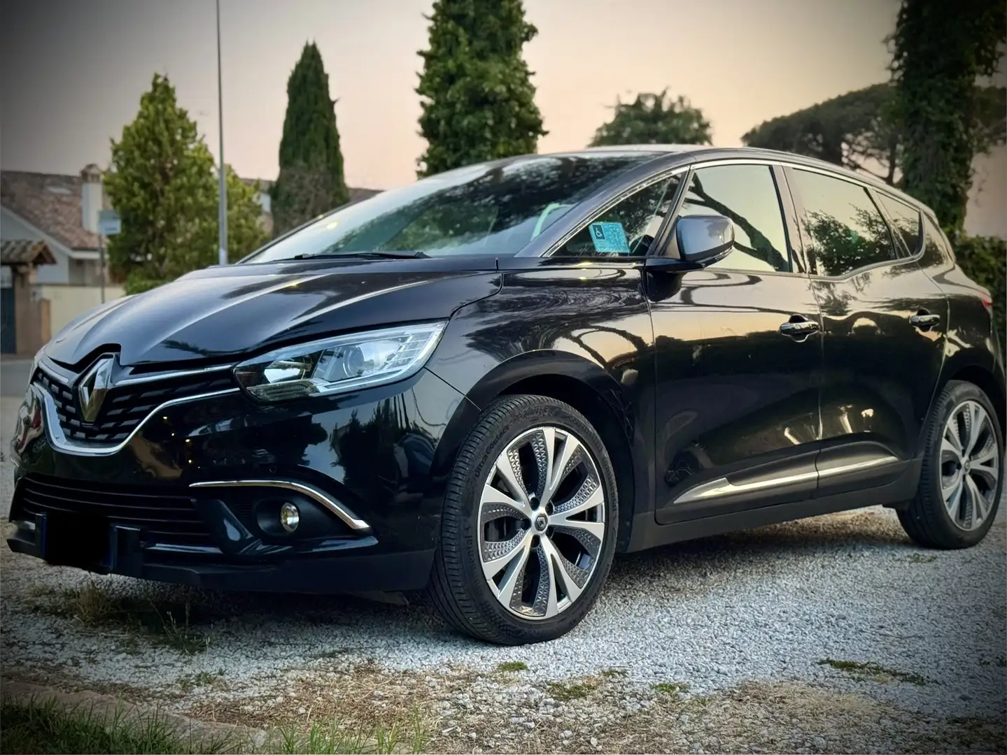 Renault Scenic 1.7 blue dci Intens 120cv edc - 1