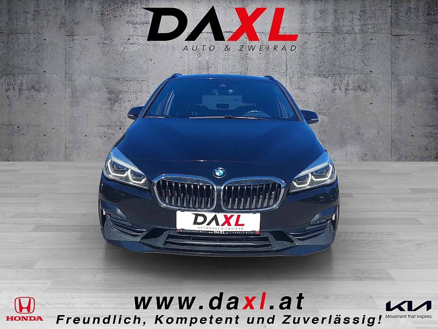 BMW 218 d Active Tourer Sport Line Aut. Schwarz - 2