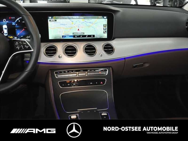 Mercedes-Benz E 450 4M AVANTGARDE 360 ACC PDC MULTIBEAM PANO — photo 9