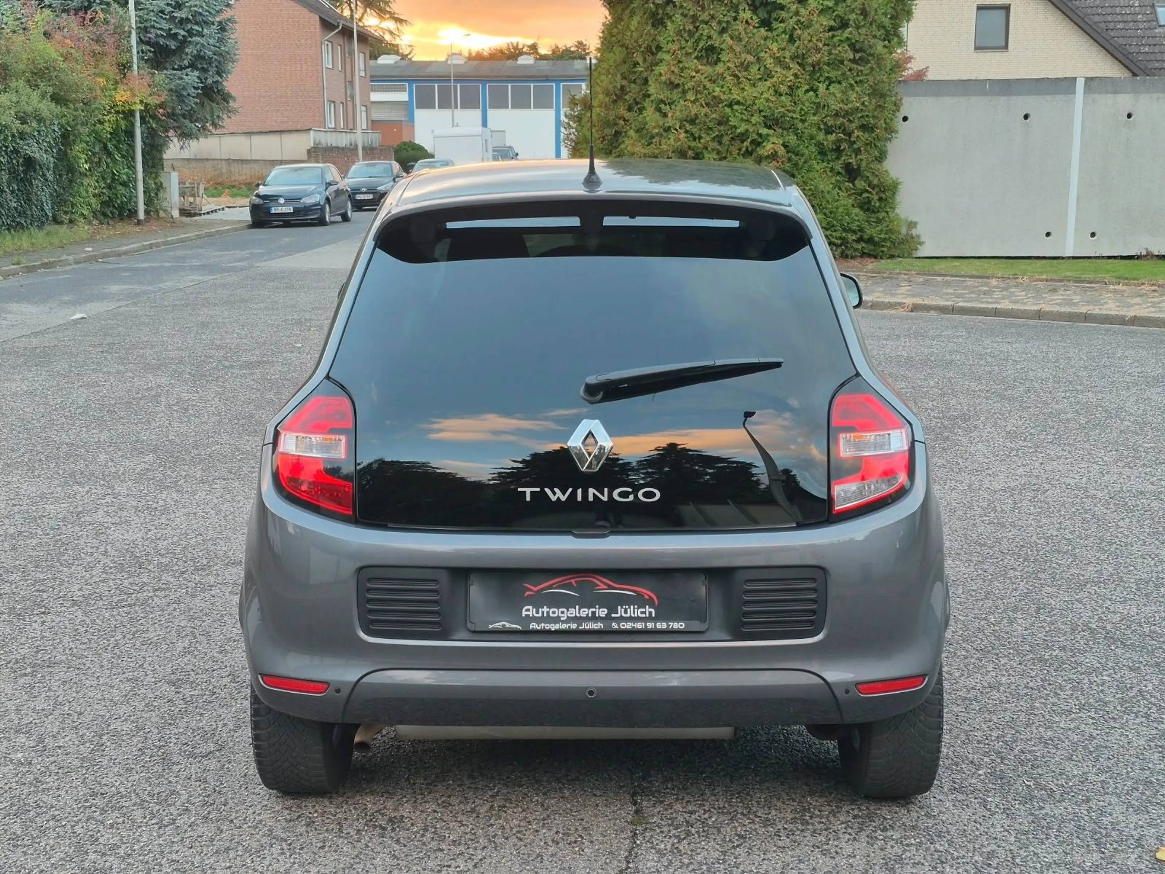 Renault Twingo Intens*Red Night*Wenig Km — photo 6
