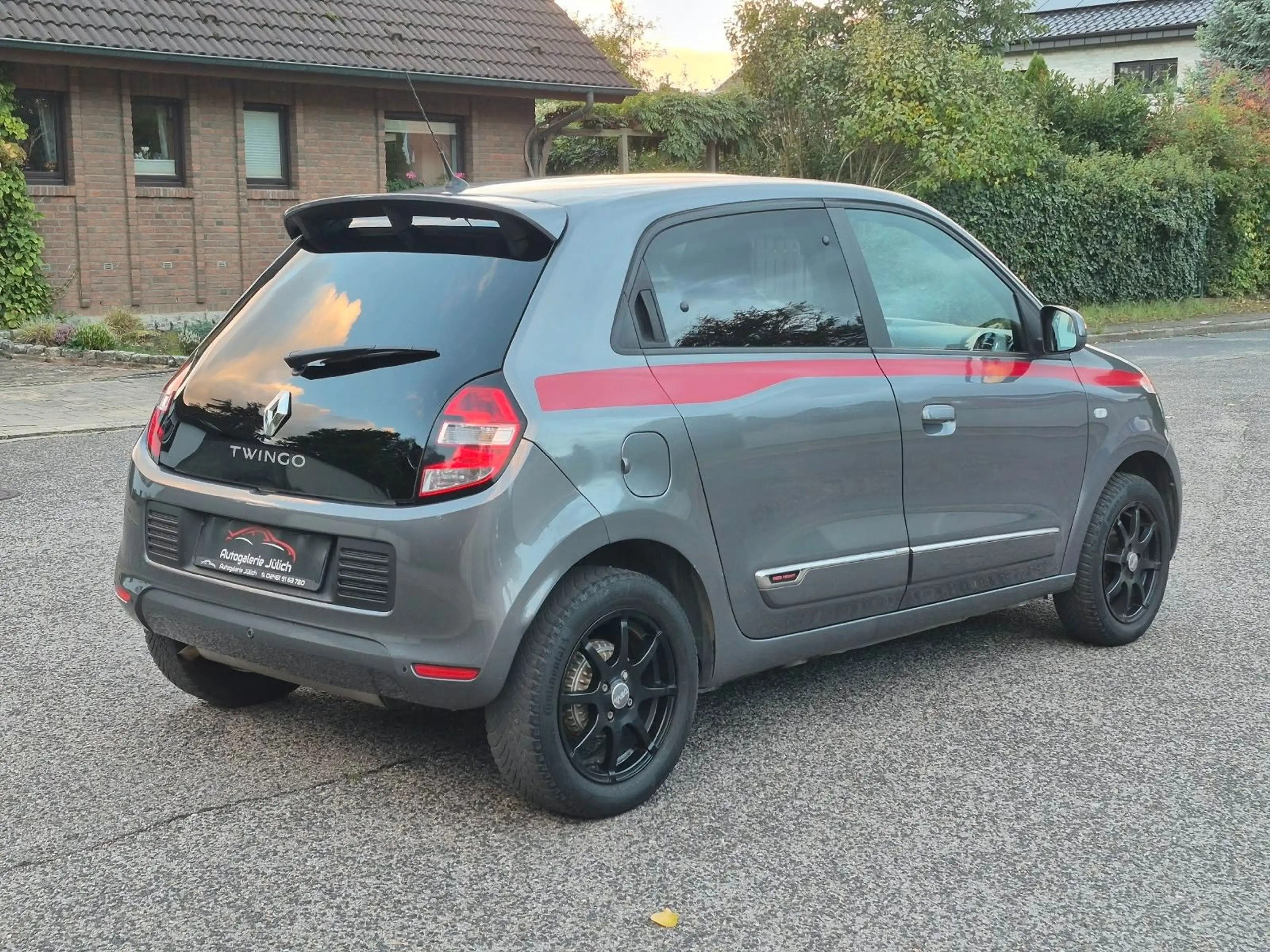 Renault Twingo Intens*Red Night*Wenig Km — photo 2