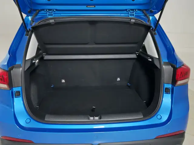 MG ZS view 13