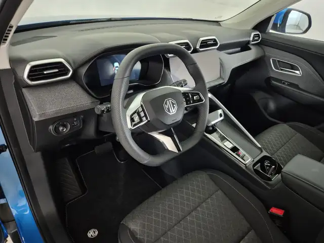MG ZS view 6
