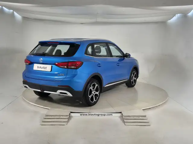 MG ZS view 4