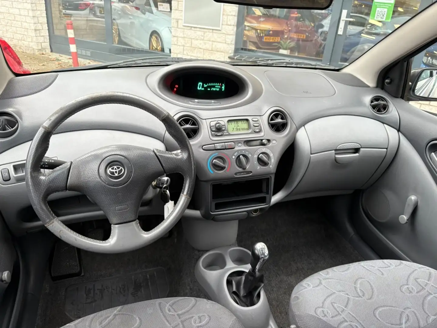 Toyota Yaris 1.3-16V VVT-i 5Drs Nieuwe apk Sportwielen Blauw - 2