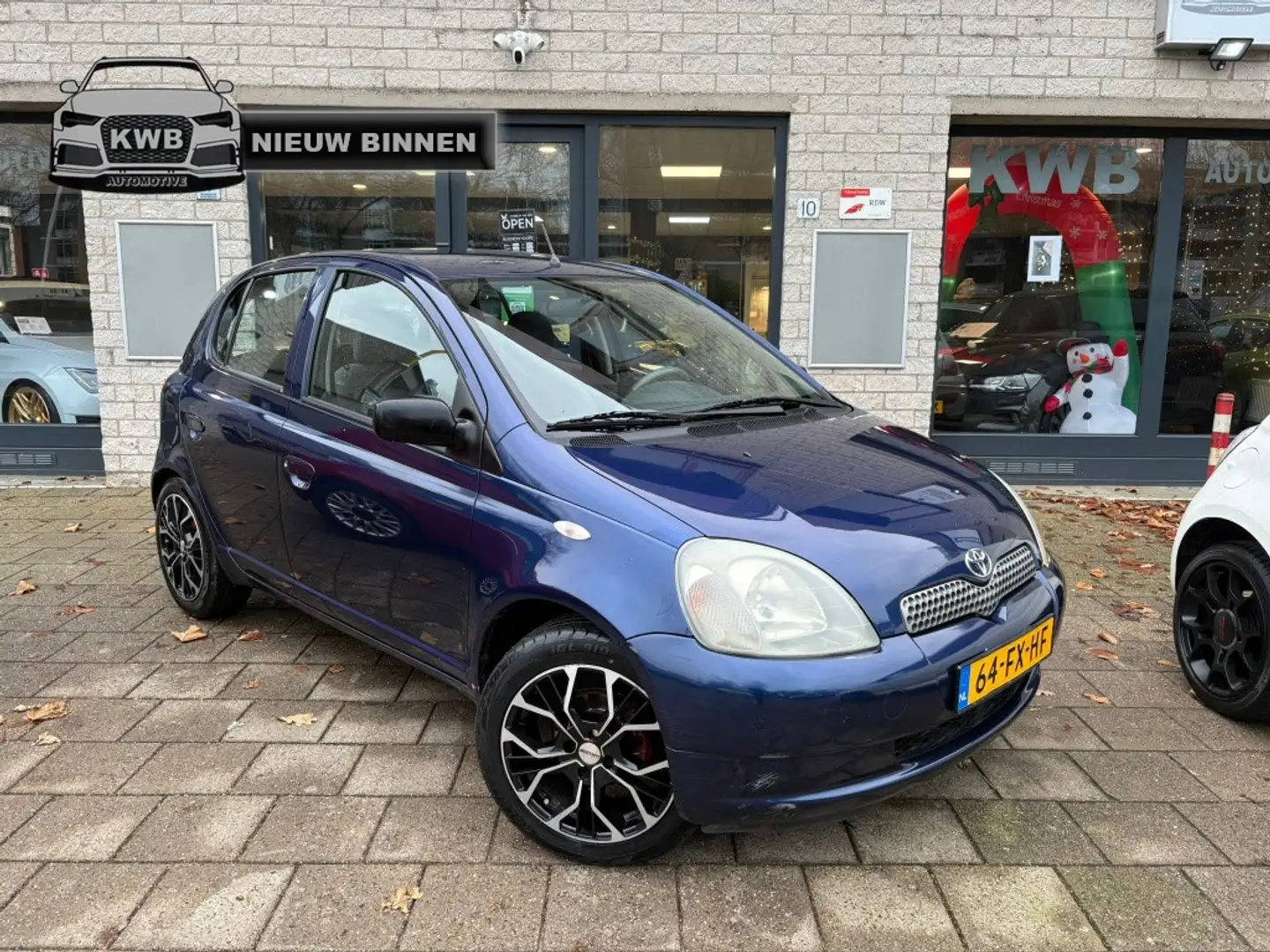 Toyota Yaris 1.3-16V VVT-i 5Drs Nieuwe apk Sportwielen Blauw - 1