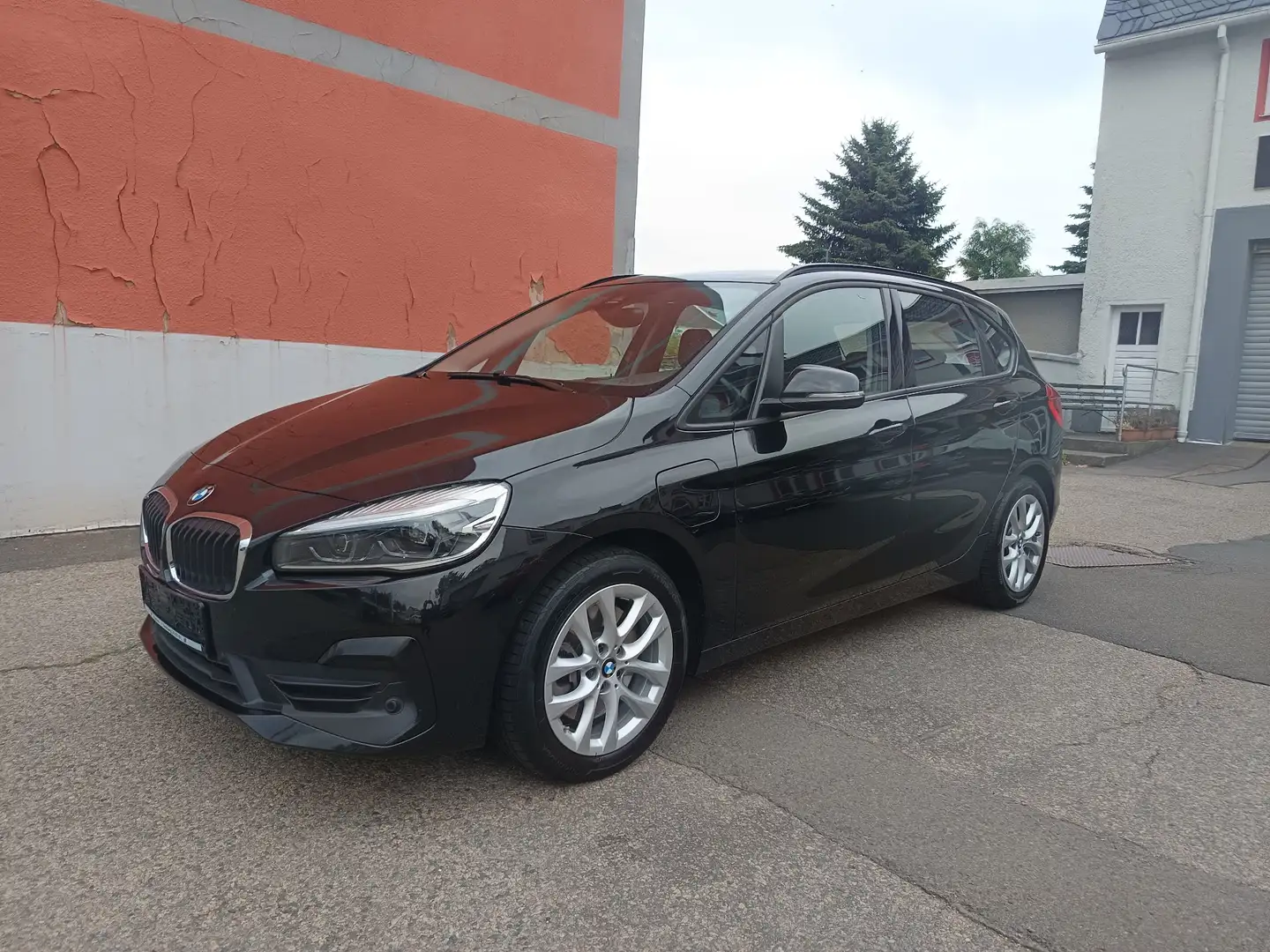 BMW 225 225xe iPerformance Active Tourer Advantage Negro - 2