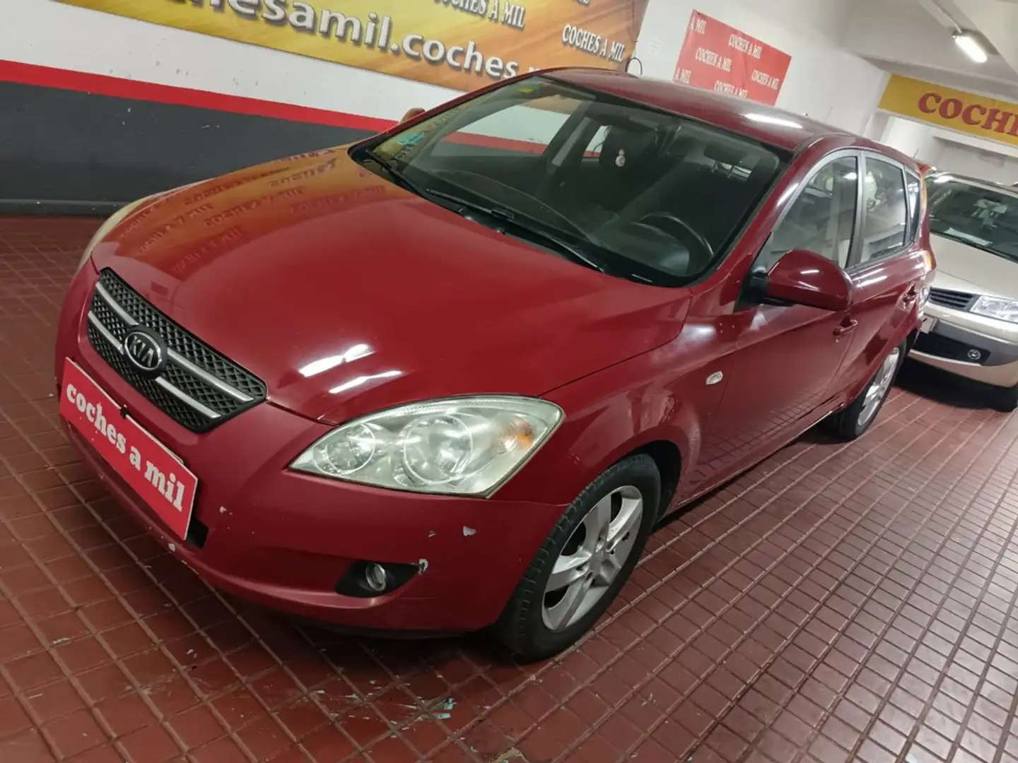 Kia Ceed / cee'd 1.6 CVVT Active Burdeos - 2