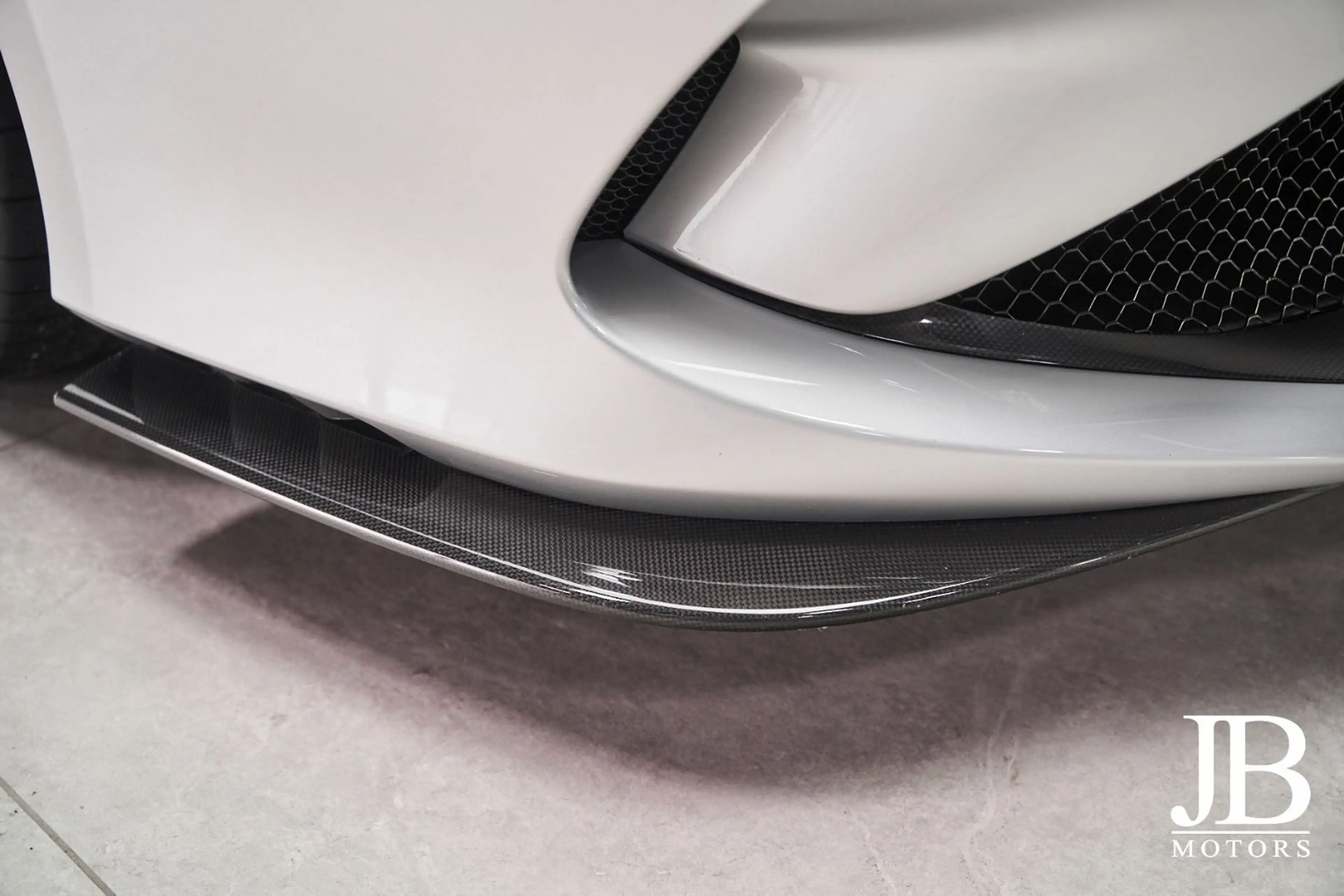 Ferrari F8 Tributo Carbon Lift Racing Seat CarPlay — photo 8