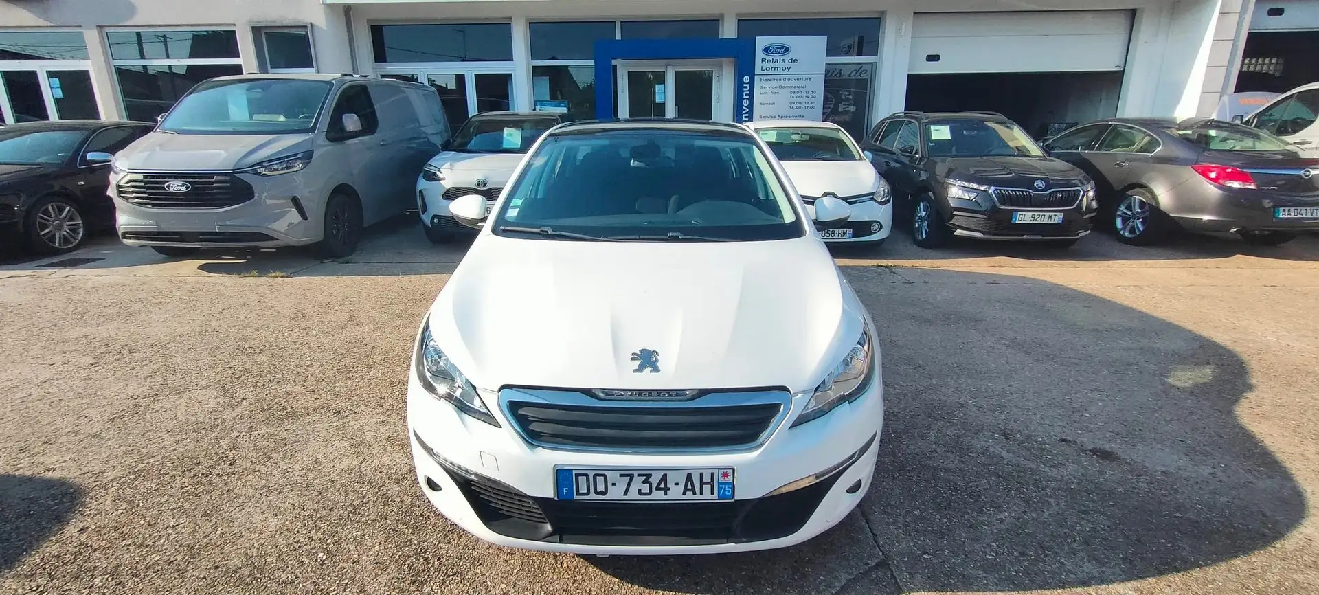 Peugeot 308 SW 1.6 HDi 92ch FAP BVM5 Business Pack Blanc - 1