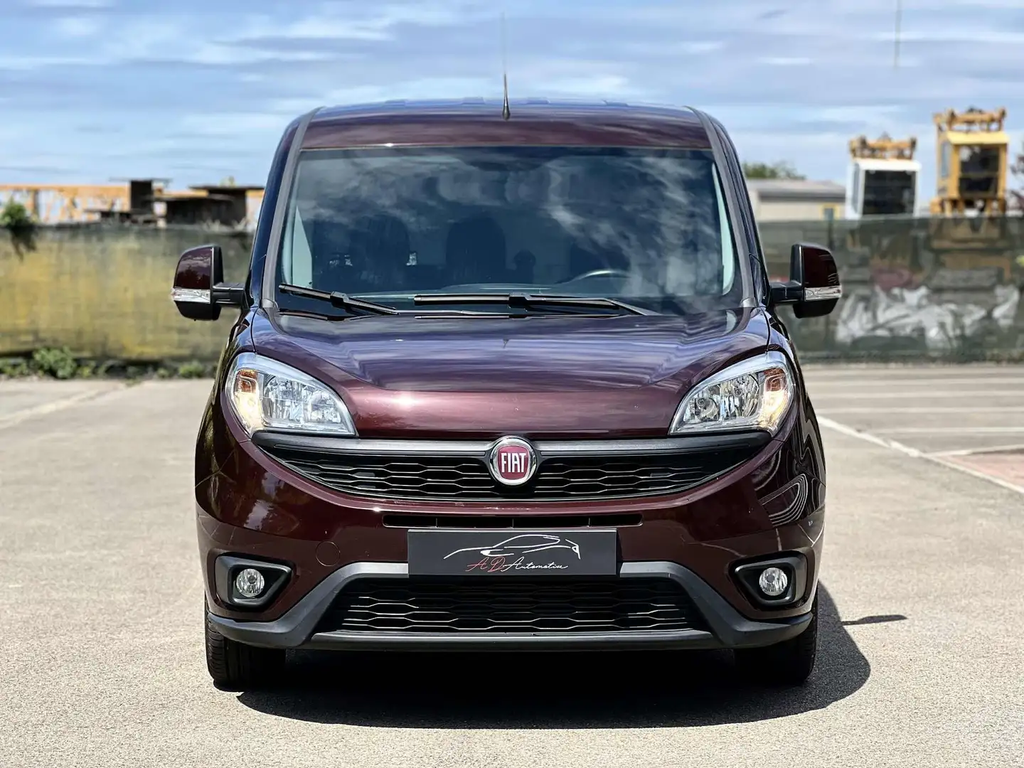 Fiat Doblo 1.6 Mjet*3PLACES*GPS*CLIM*AT. REMORQUE*GARANTIE* Bruin - 2
