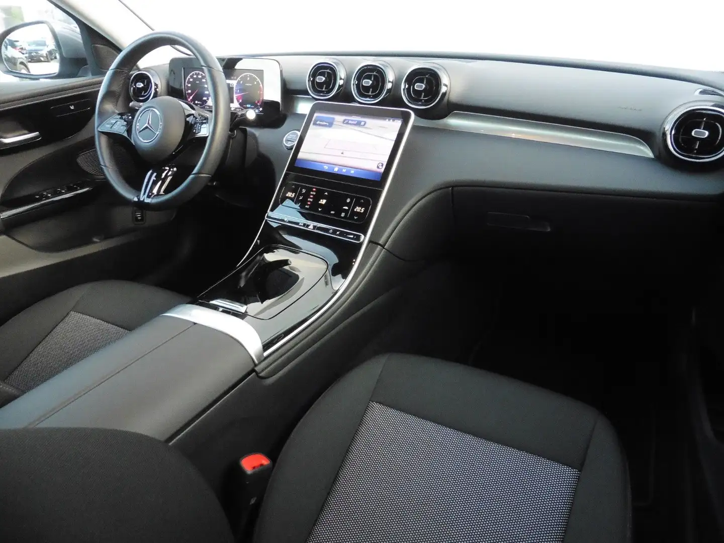 Mercedes-Benz C 200 d T Avantgarde LED Navi Kamera 2.0l W206 Grau - 2