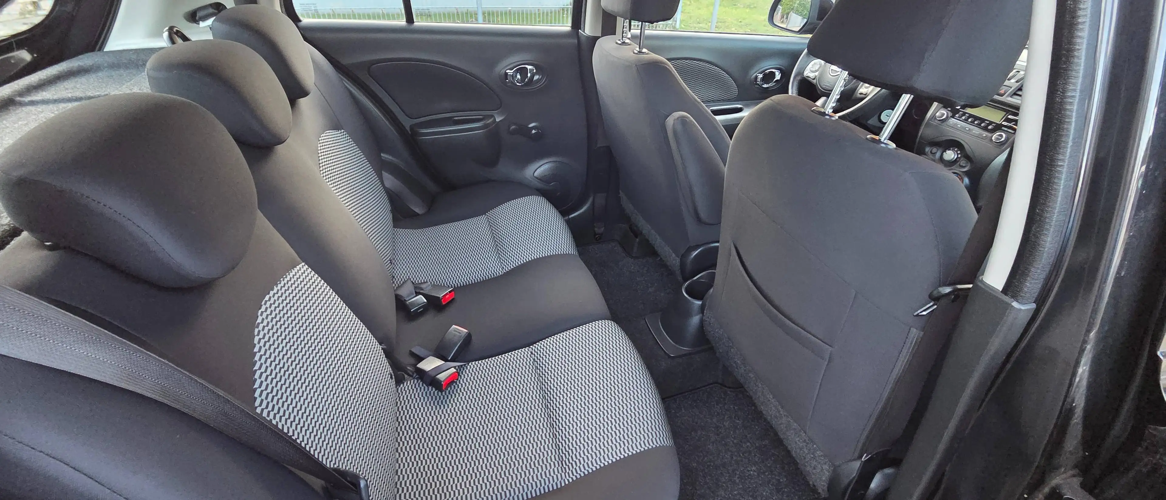 Nissan Micra — photo 8