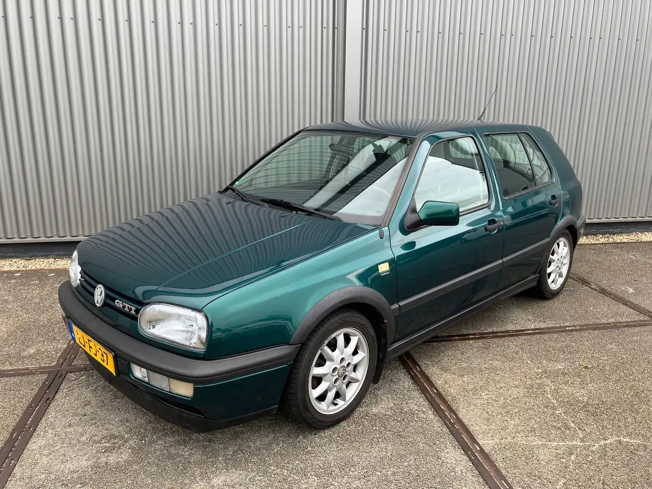 Volkswagen Golf GTI 2.0 ORGINEEL NL GELEVERDE GOLF GTI !!!, foto 1