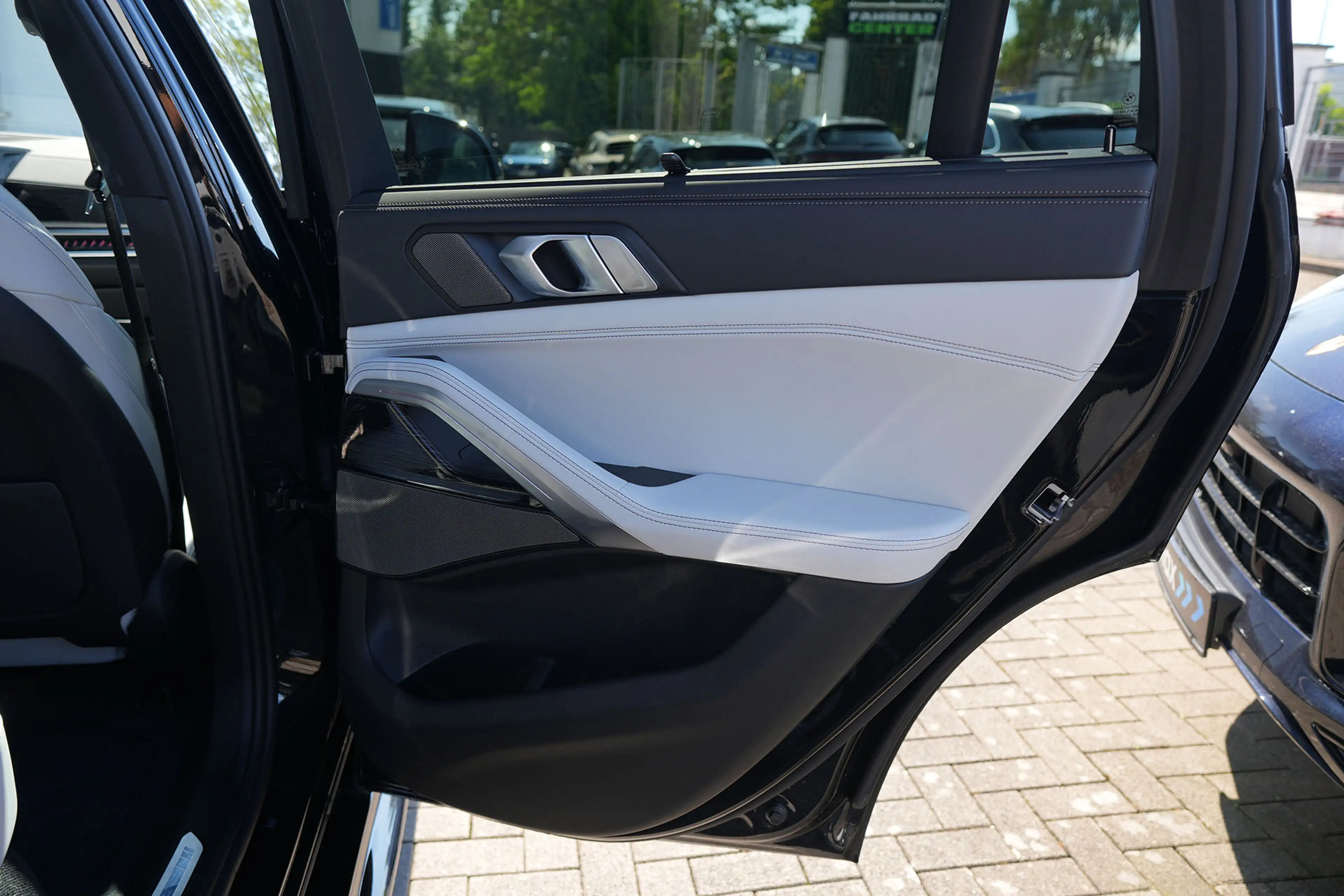 BMW X6 xDrive30d M SPORT PRO-LUFTF.-PANO-HUD-H+K-22M — photo 43