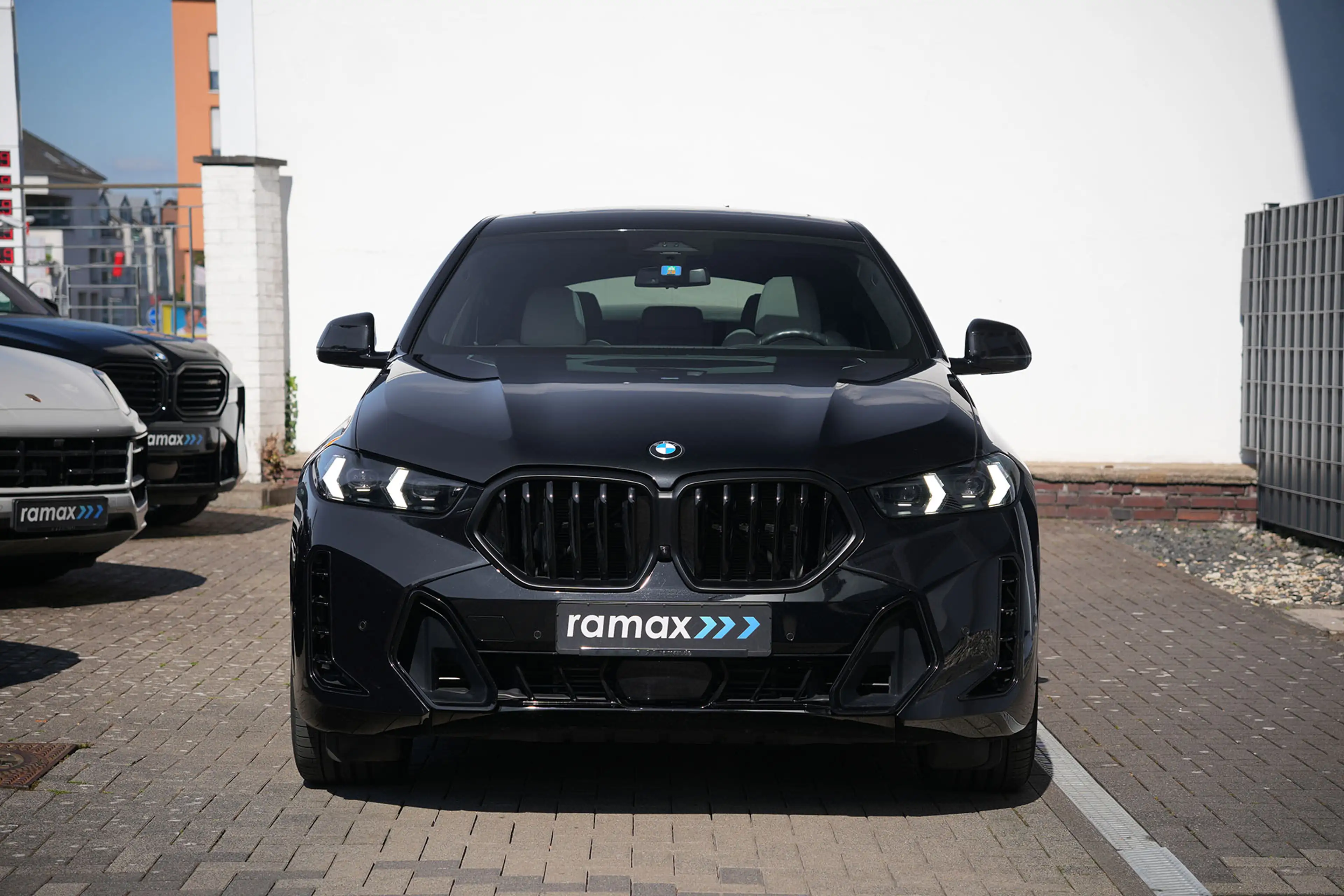 BMW X6 xDrive30d M SPORT PRO-LUFTF.-PANO-HUD-H+K-22M — photo 6