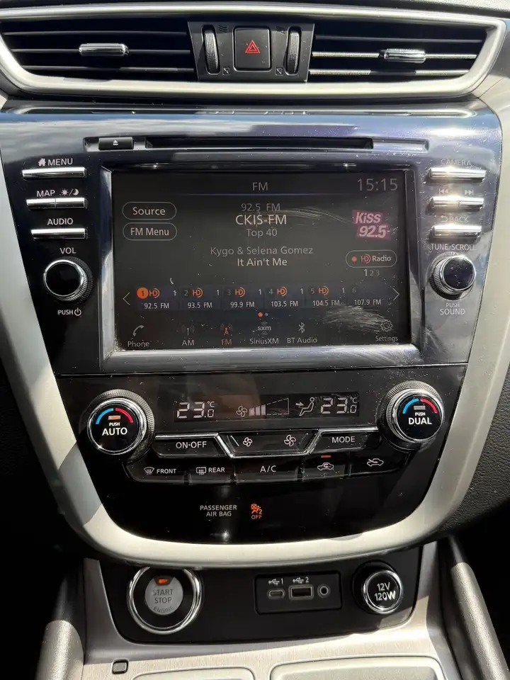 Nissan Murano снимка Nissan Murano