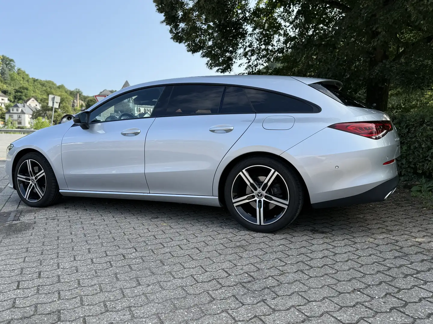 Mercedes-Benz CLA 220 d Shooting Brake 8G-DCT Edition 2021 - 2