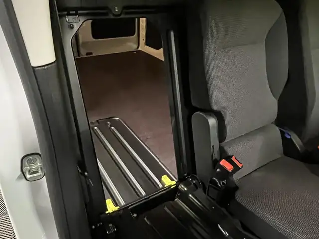 Citroen Berlingo view 16