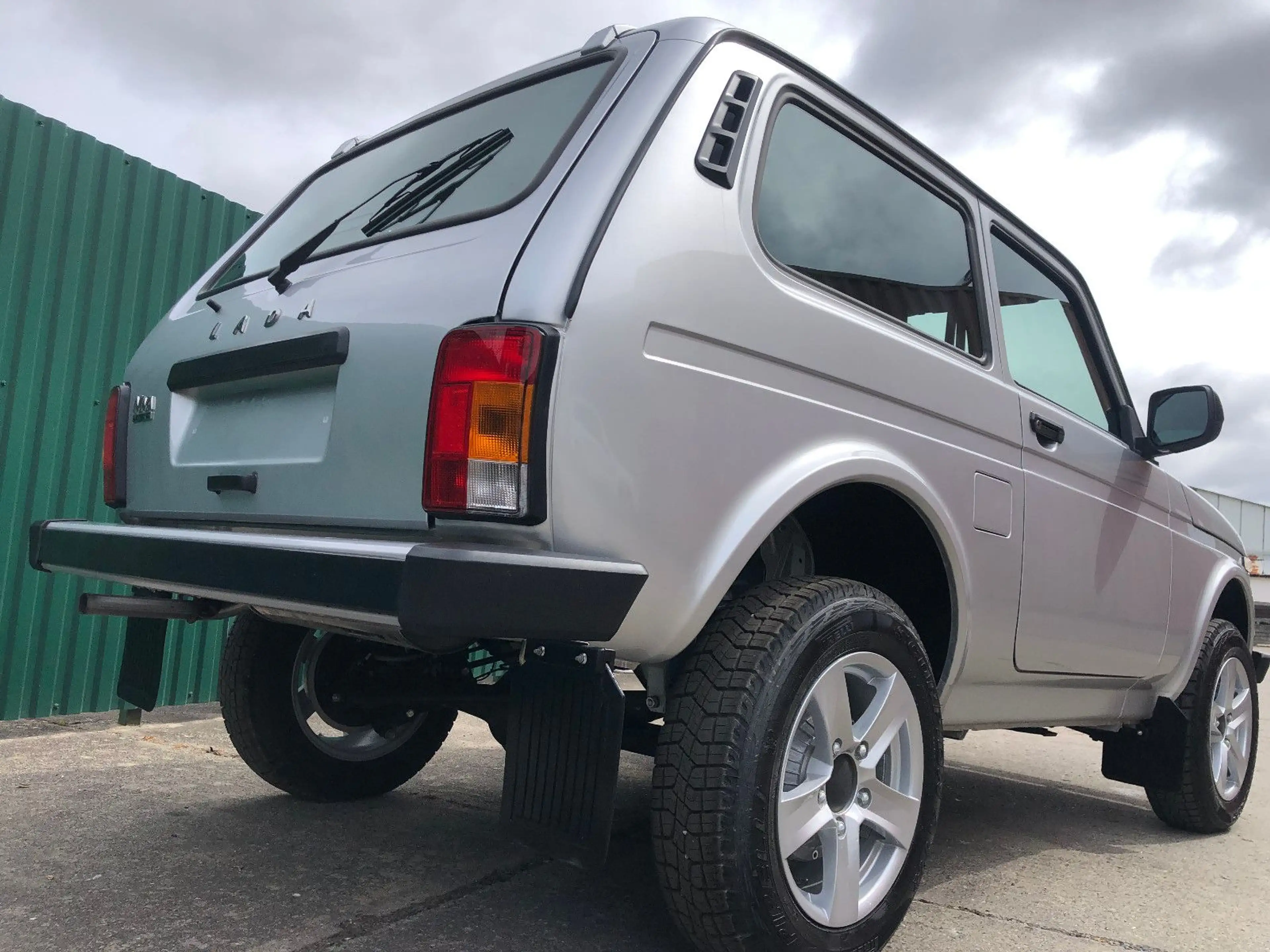 Lada Niva NIVA LEGEND "PREMIUM PLUS"! AET-Kollektion 2026! — photo 11