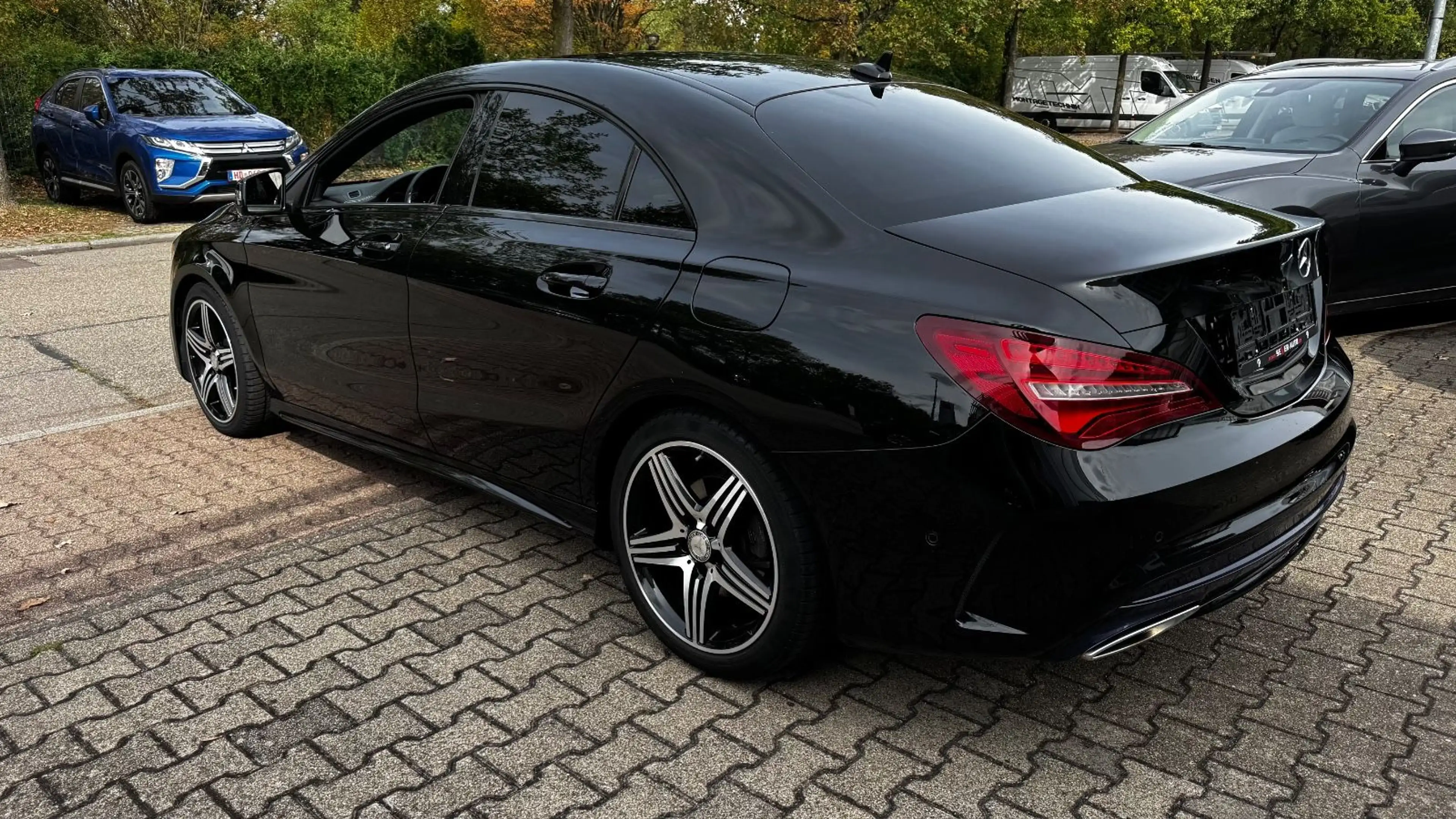 Mercedes-Benz CLA 220 4Matic *AMG Line/Night-Paket/Kamera* — photo 4