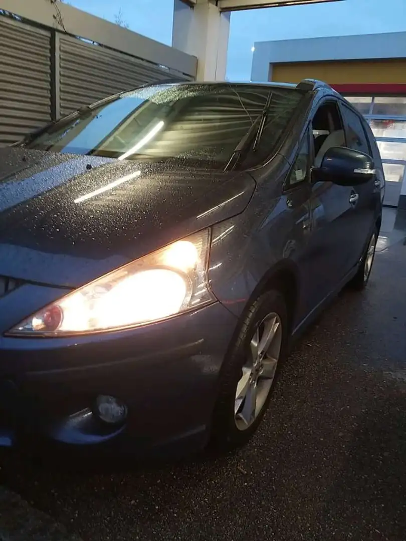 Mitsubishi Grandis Grandis Inform 2,0 DI-D Inform Blau - 2