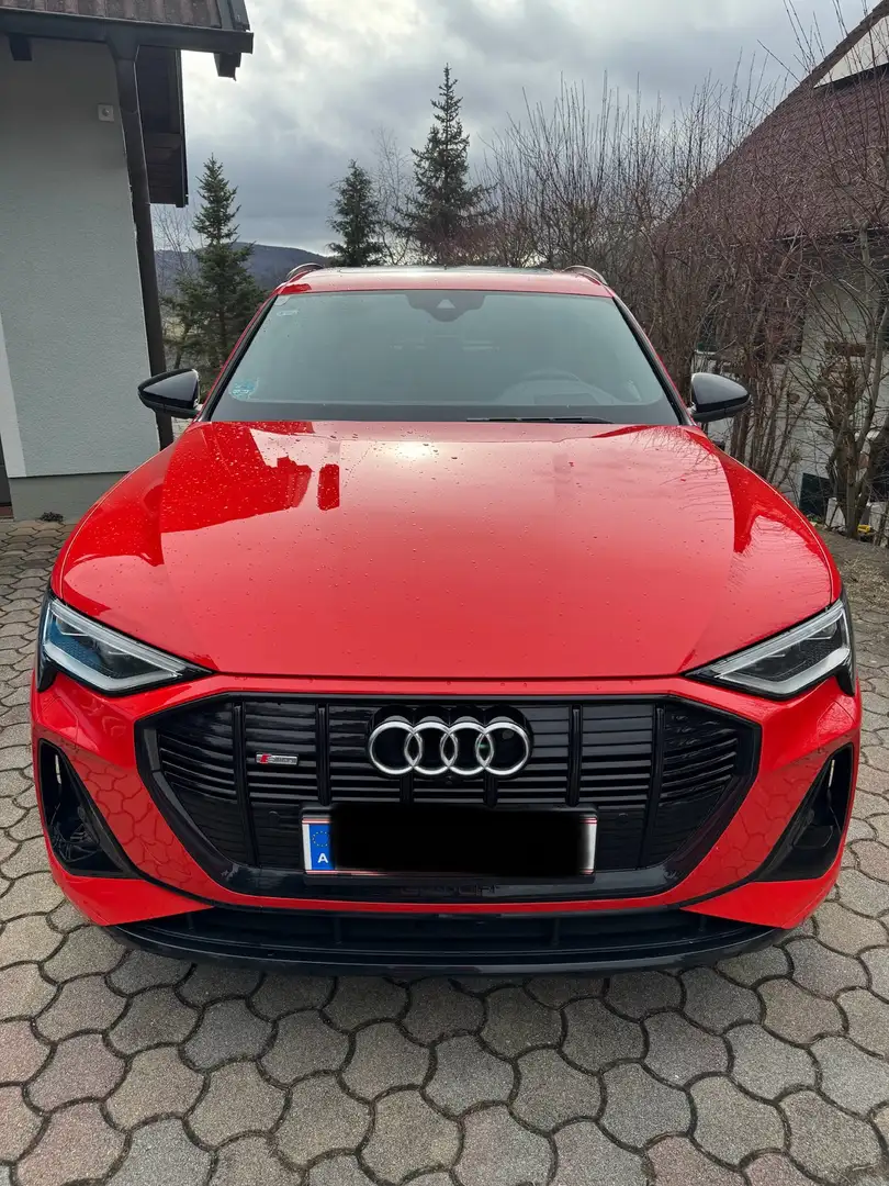 Audi e-tron e-tron SB 55 quattro 95kWh Rot - 1