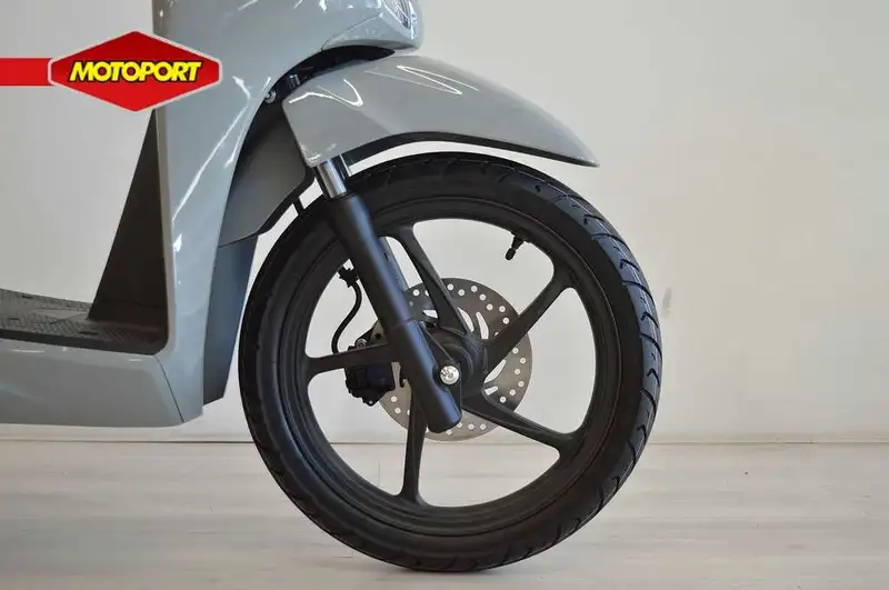 Honda NSC 110 - foto 4