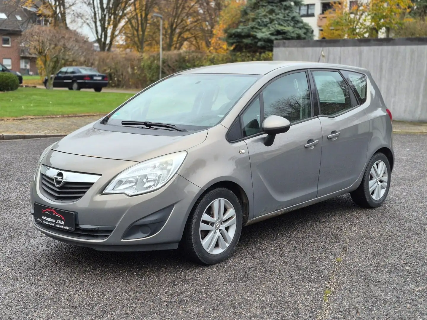 Opel Meriva B Edition Braun - 1