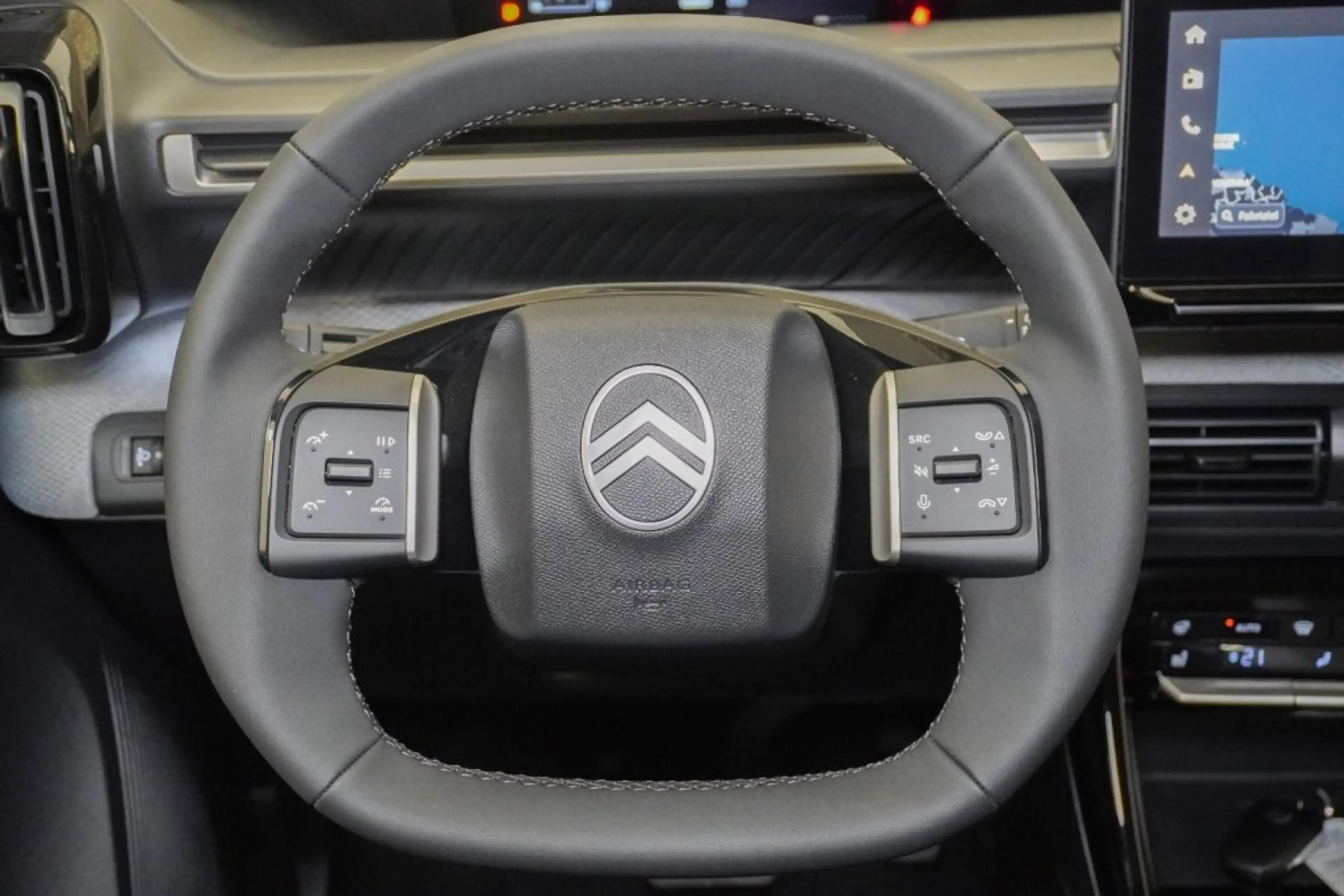 Citroen C3 Aircross Hybrid 145PS Automatik MAX — photo 11