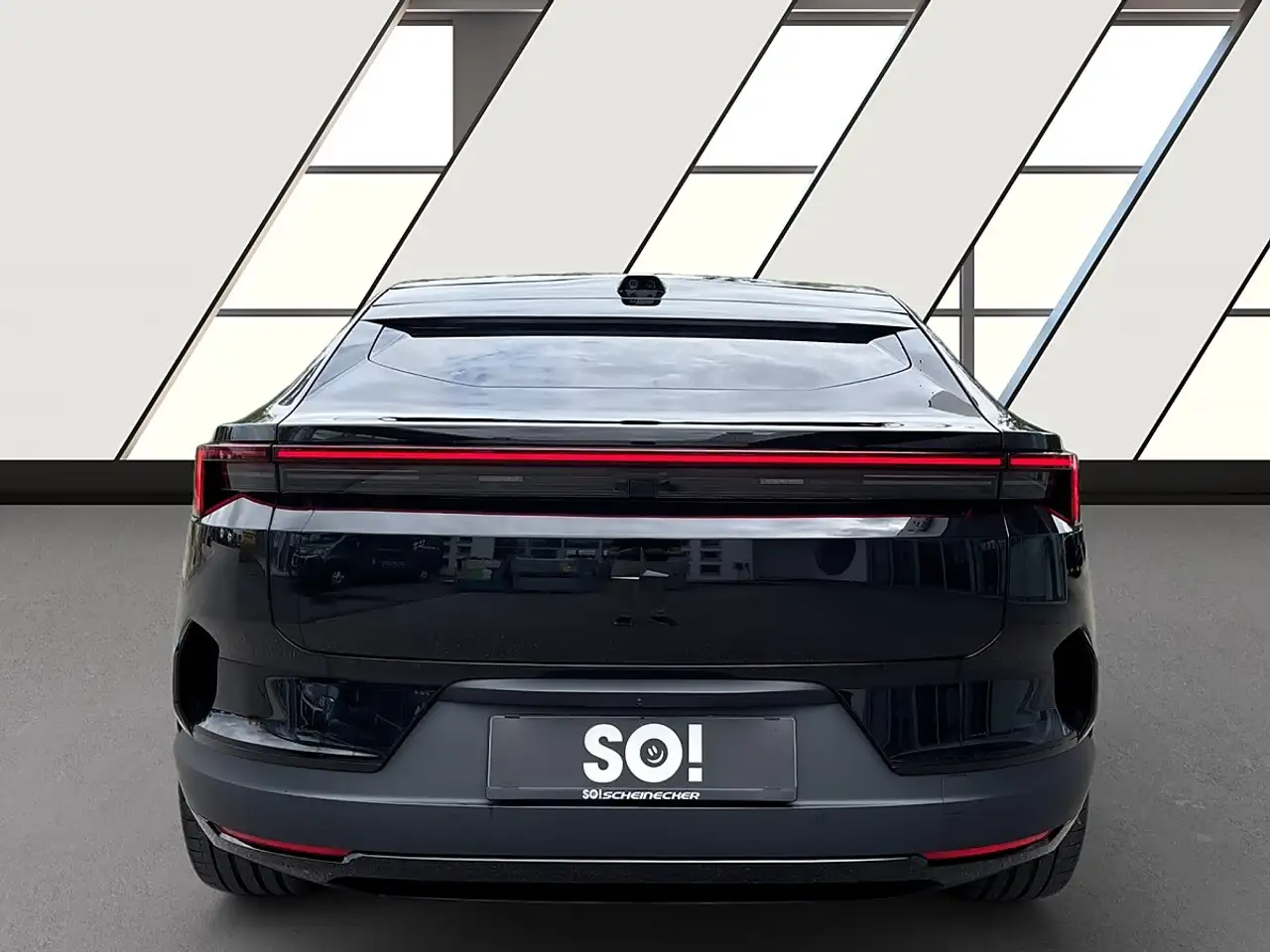 Polestar 4 2025