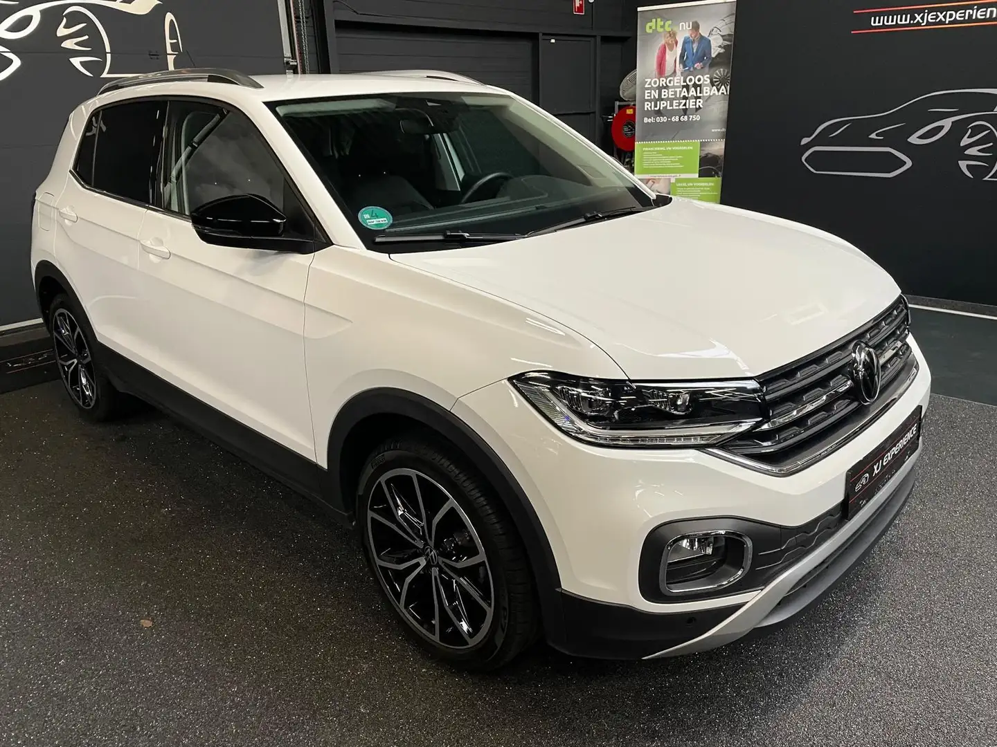 Volkswagen T-Cross Style NAVI 150 PK 18"" Wit - 2