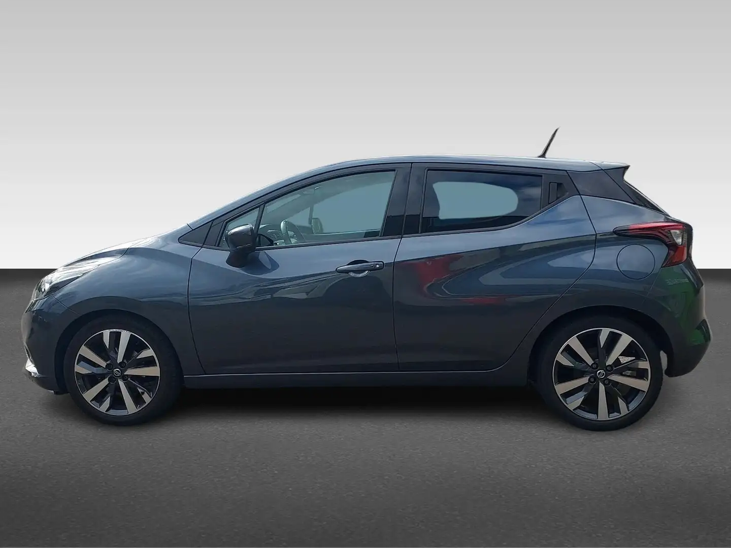 Nissan Micra 1.0 IG-T Tekna Bose Grijs - 2