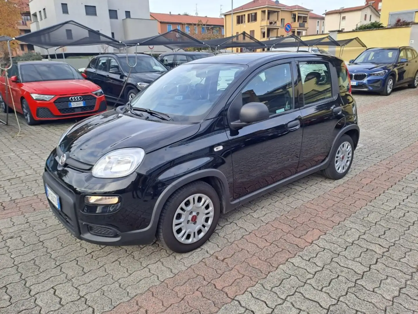 Fiat Panda 1.0 FireFly S&S Hybrid Noir - 1